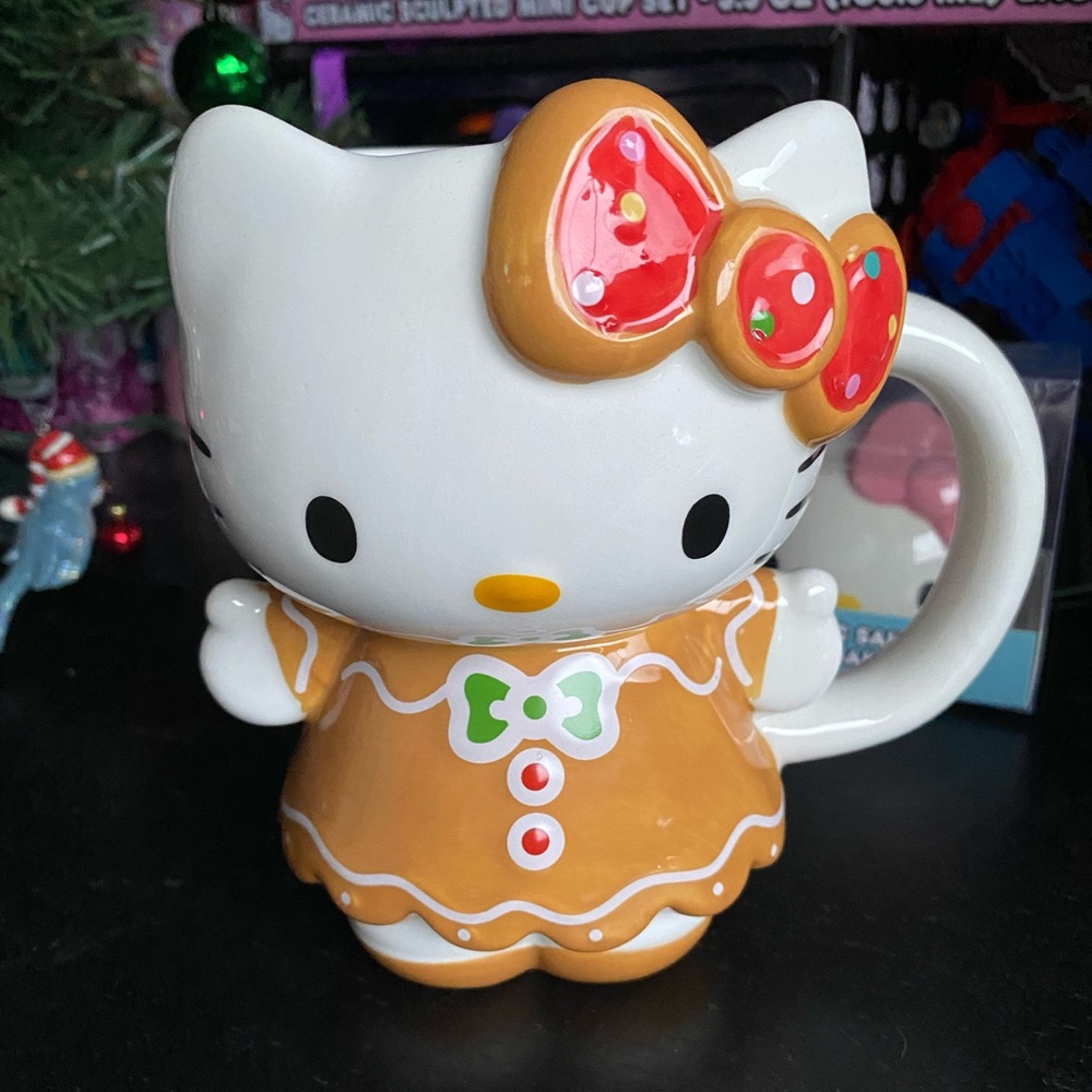 Hello kitty gingerbread mug